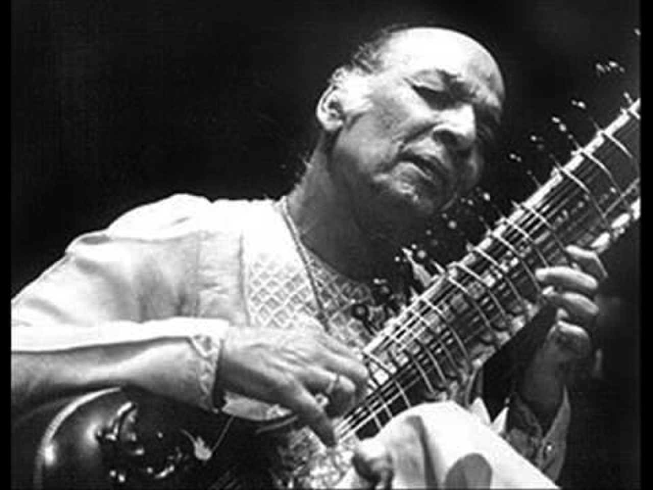 #ListenToSing – Featuring Ustad Vilayat Khan